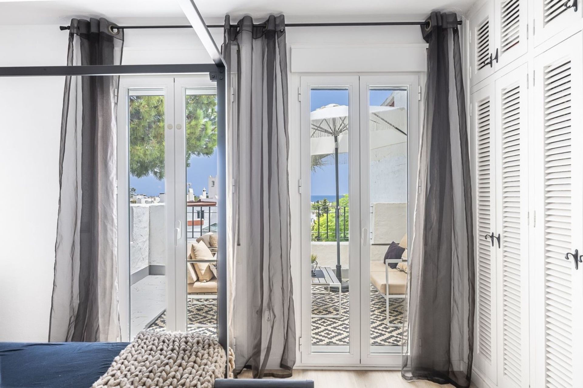 Resale - Town house - Estepona - Bel Air