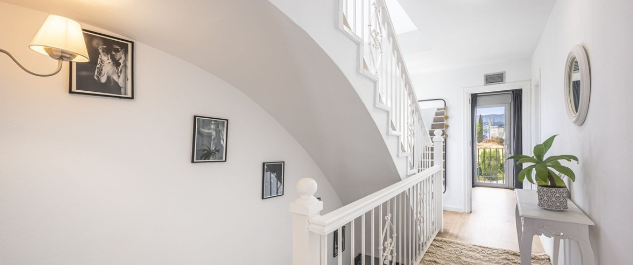 Resale - Town house - Estepona - Bel Air