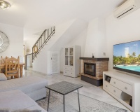 Resale - Town house - Estepona - Bel Air