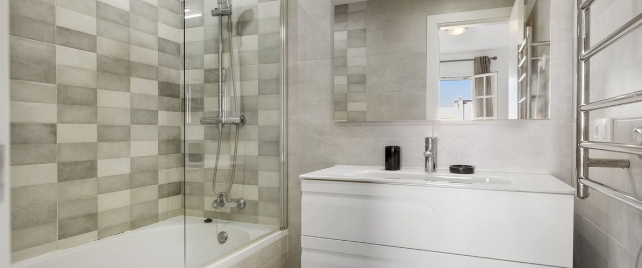 Resale - Town house - Estepona - Bel Air