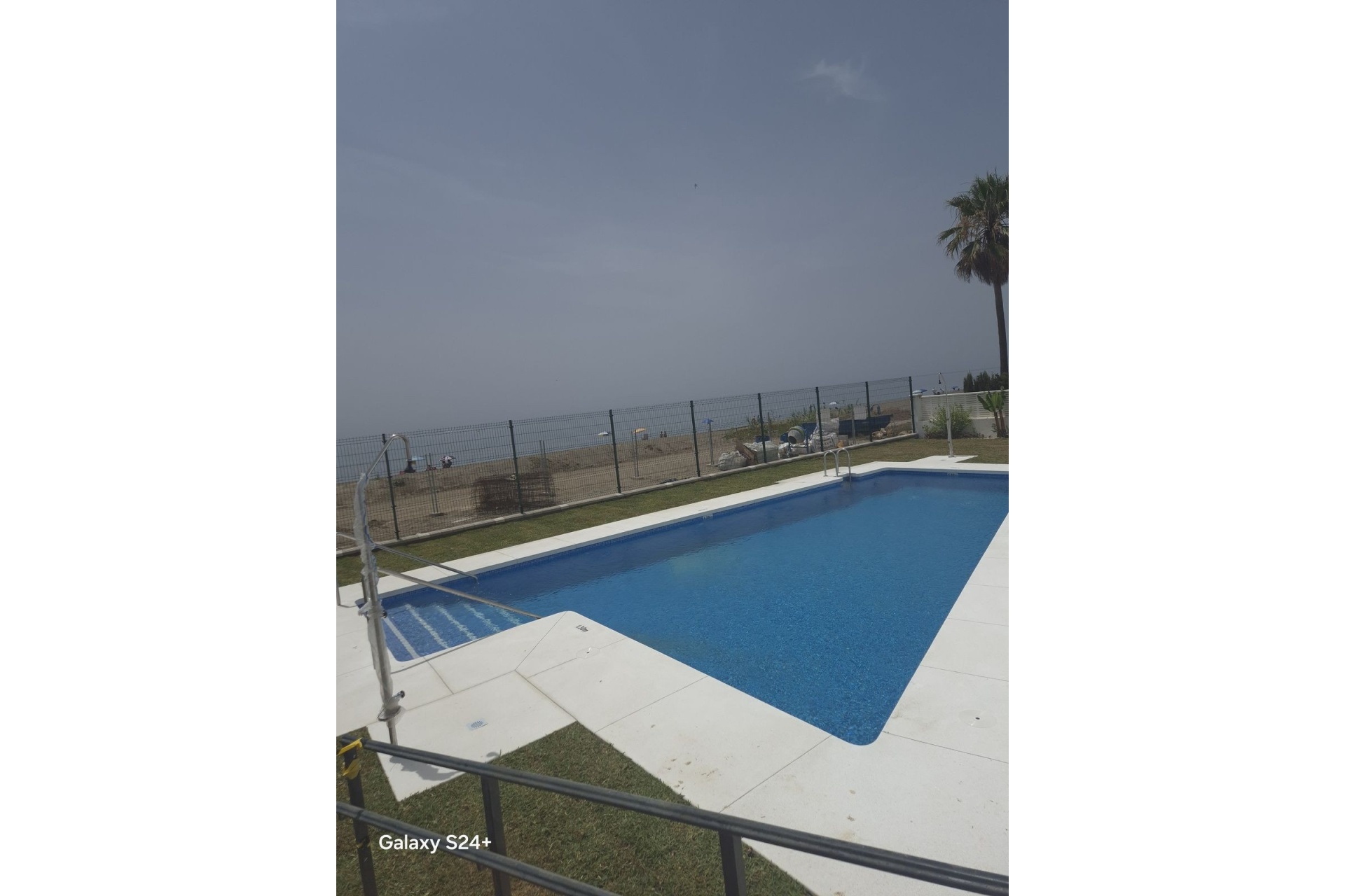 Resale - Town house - Estepona - Benamara