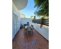 Resale - Town house - Estepona - Benamara