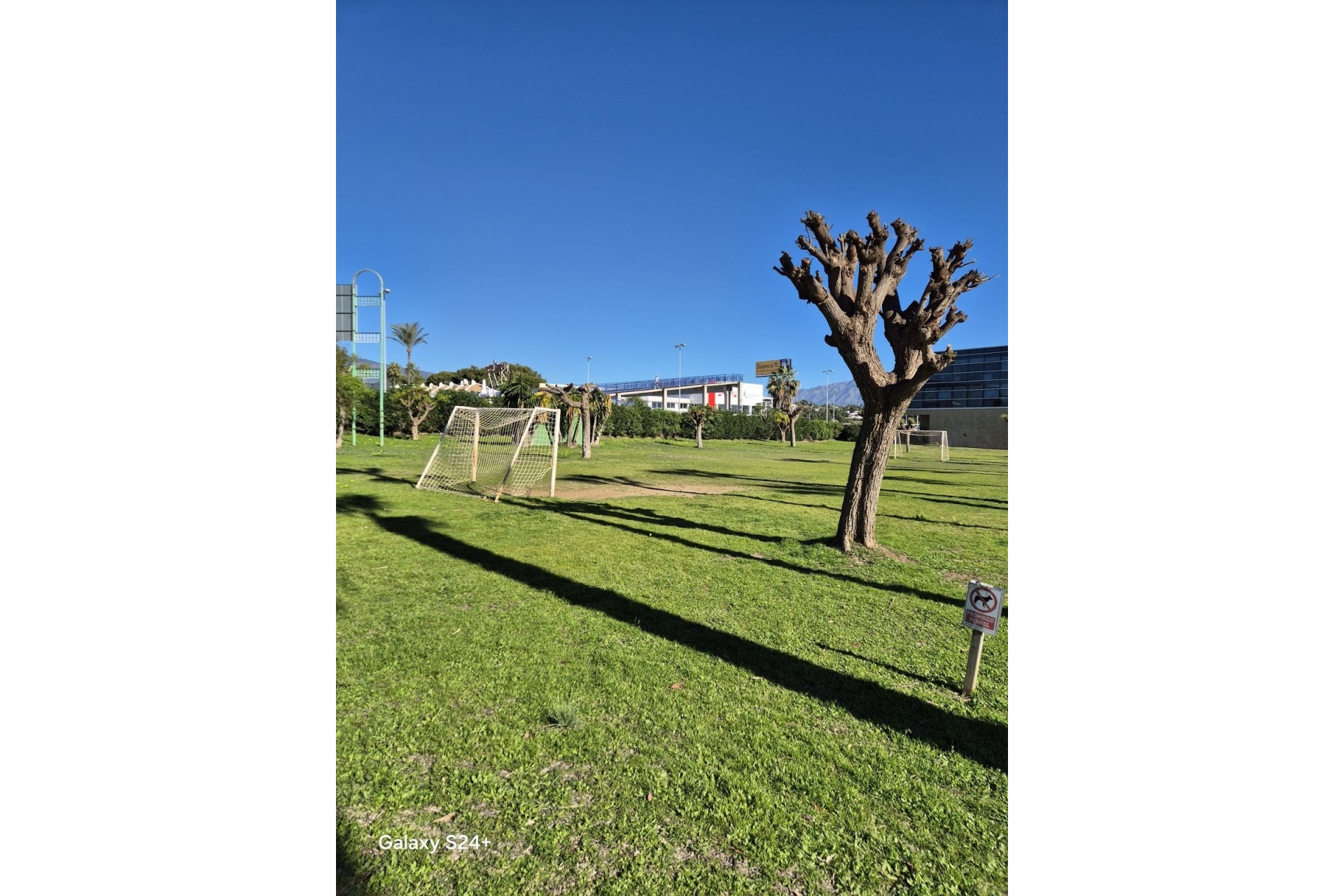 Resale - Town house - Estepona - Benamara