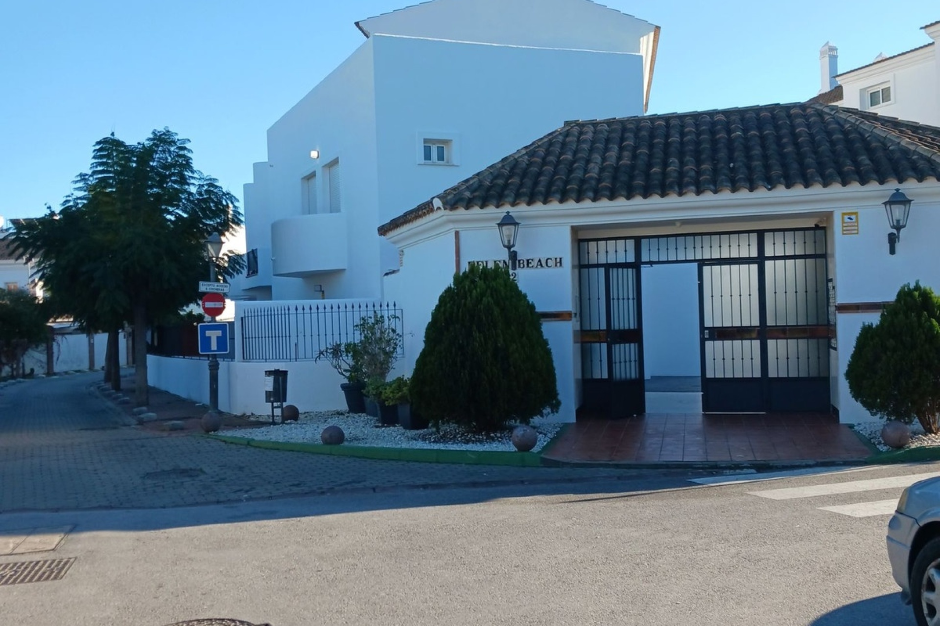 Resale - Town house - Estepona - Benamara