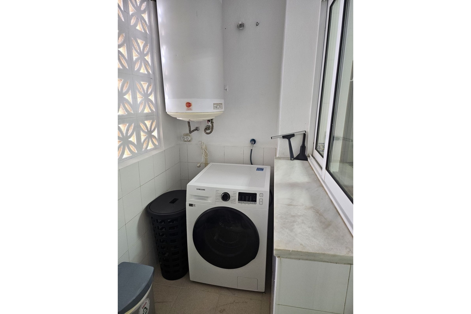 Resale - Town house - Estepona - Benamara