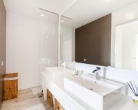 Resale - Town house - Estepona - Cancelada