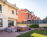 Resale - Town house - Estepona - Cancelada
