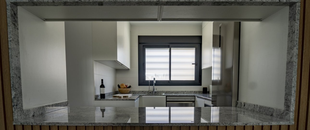Resale - Town house - Estepona - Cancelada