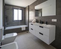 Resale - Town house - Estepona - Cancelada