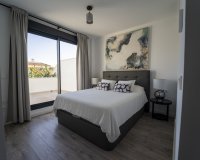 Resale - Town house - Estepona - Cancelada