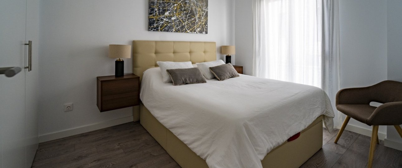 Resale - Town house - Estepona - Cancelada