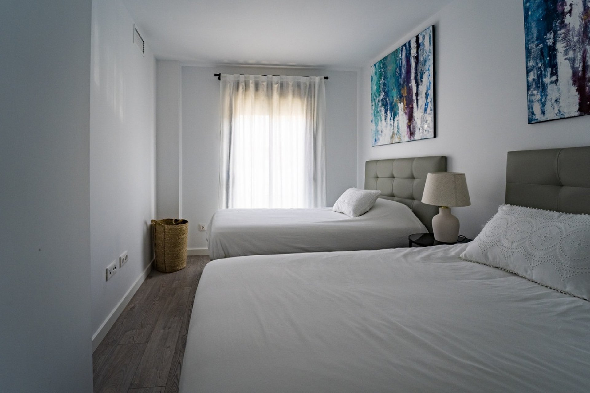 Resale - Town house - Estepona - Cancelada