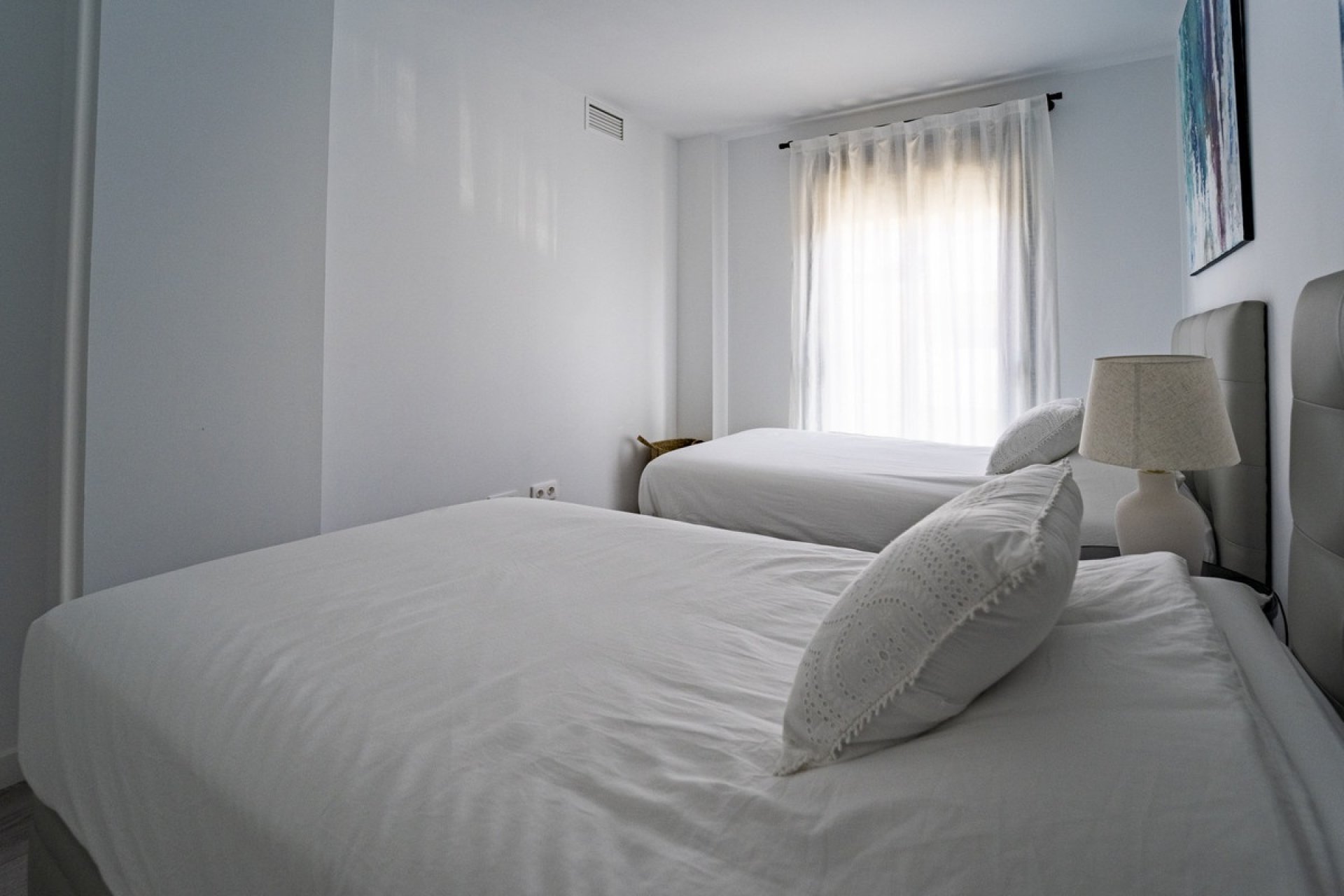 Resale - Town house - Estepona - Cancelada