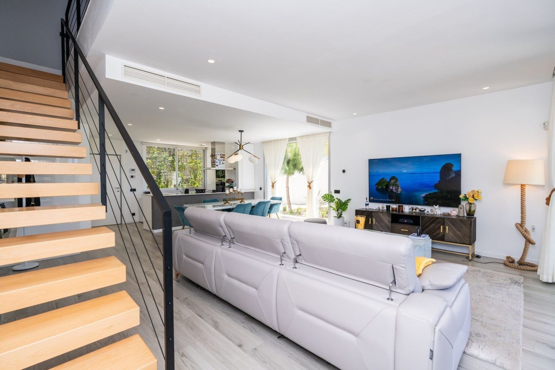 Resale - Town house - Estepona - Cancelada
