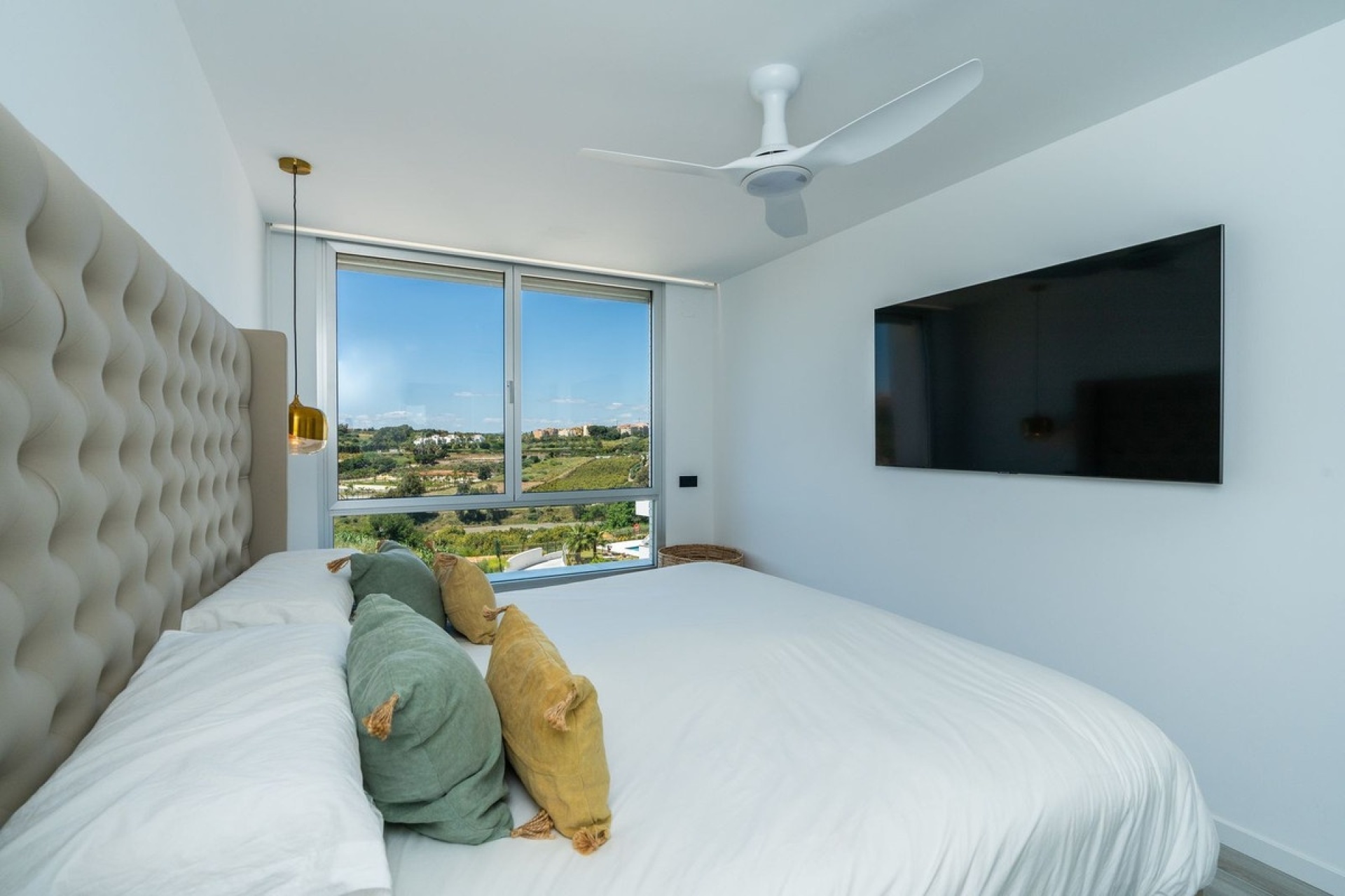 Resale - Town house - Estepona - Cancelada