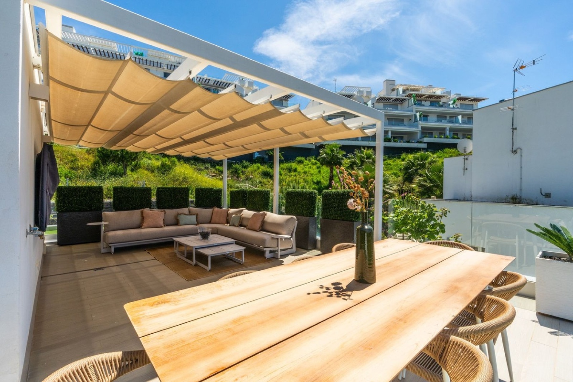 Resale - Town house - Estepona - Cancelada
