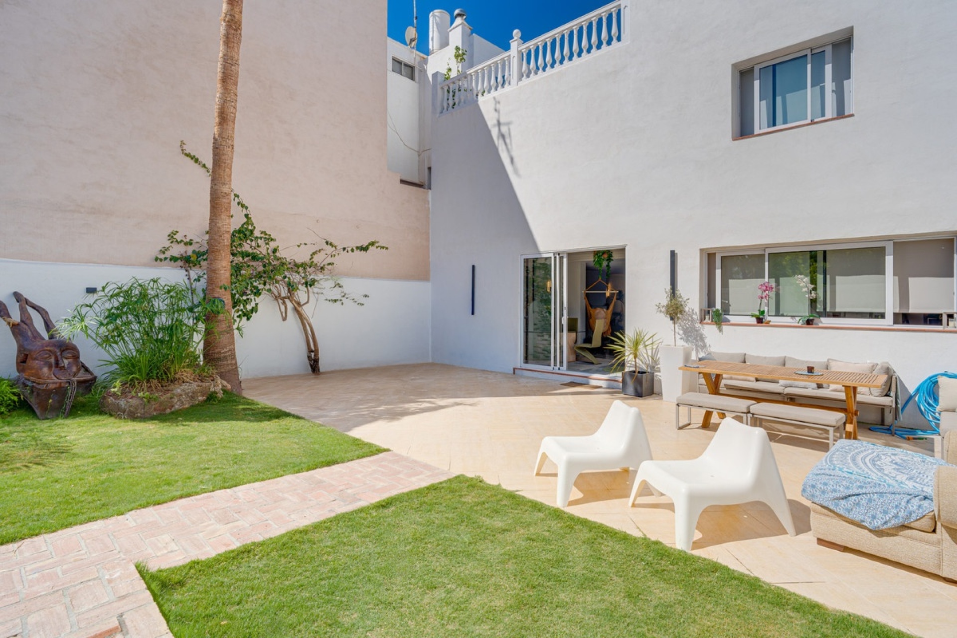 Resale - Town house - Estepona - Cancelada