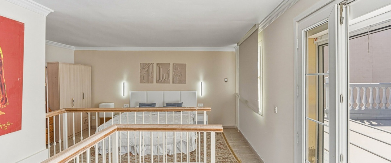 Resale - Town house - Estepona - Cancelada