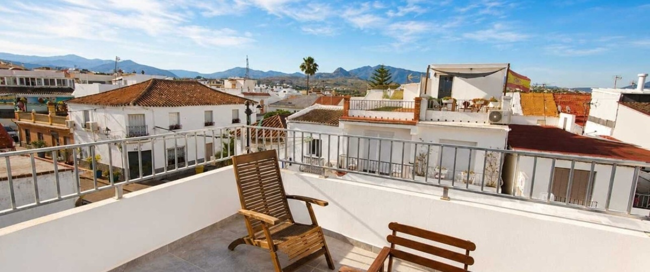 Resale - Town house - Estepona - Cancelada