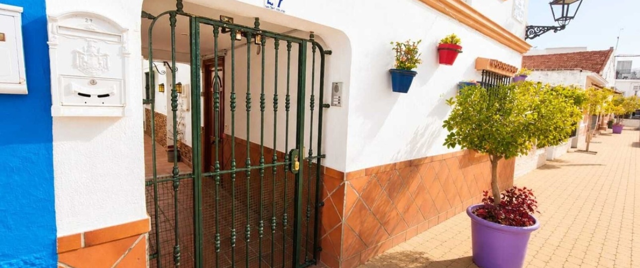 Resale - Town house - Estepona - Cancelada