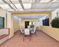 Resale - Town house - Estepona - Cancelada