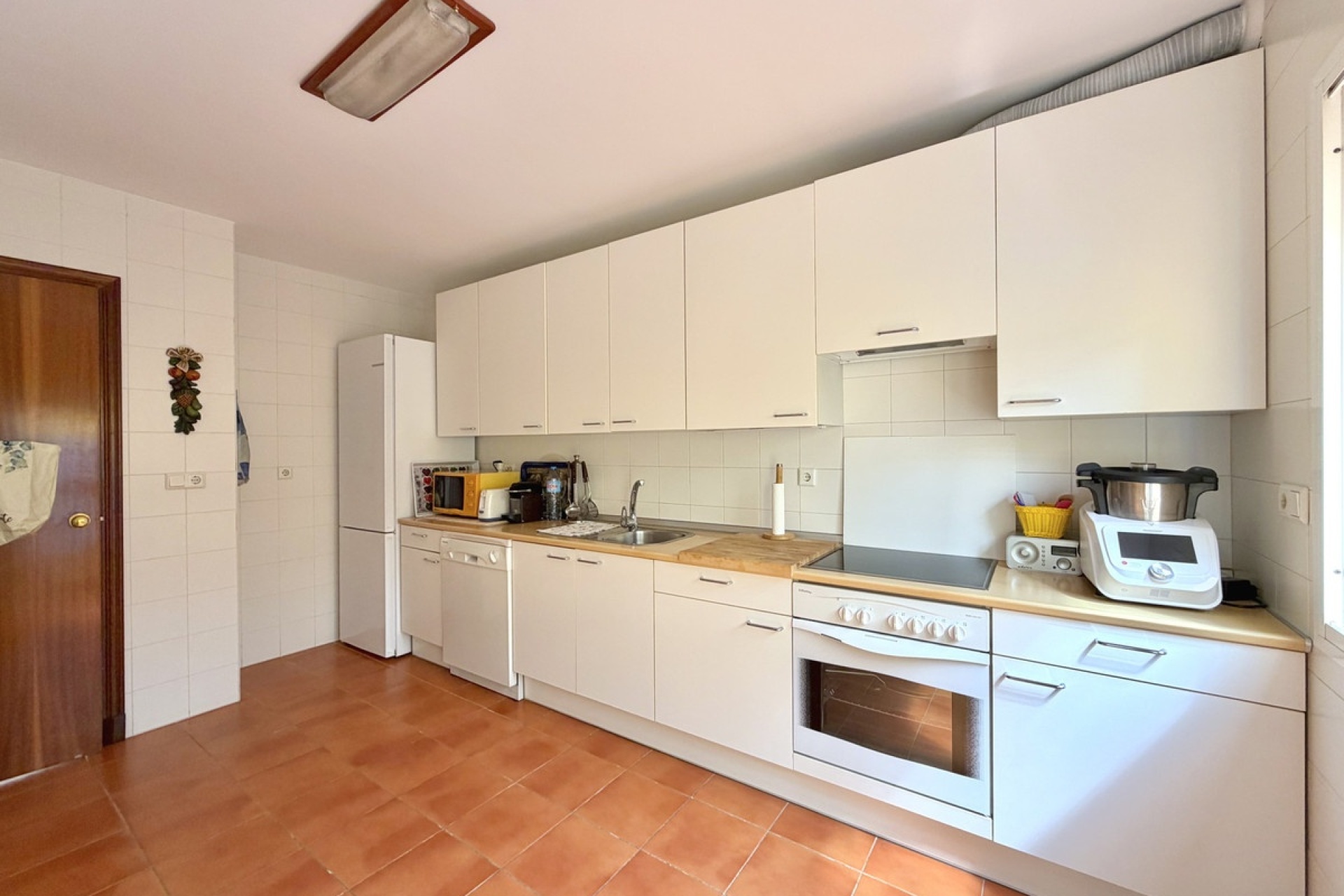 Resale - Town house - Estepona - Cancelada