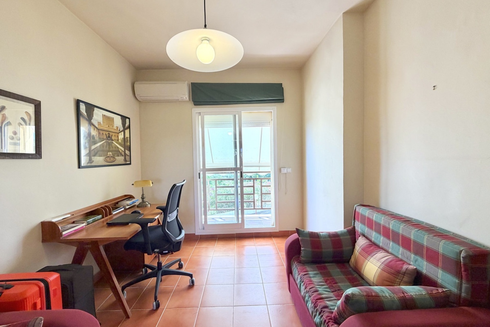 Resale - Town house - Estepona - Cancelada