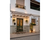 Resale - Town house - Estepona - Cancelada