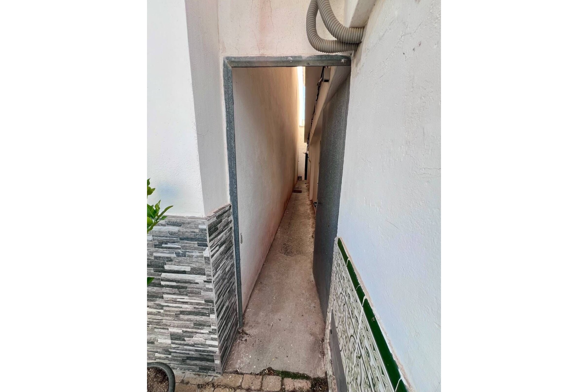 Resale - Town house - Estepona - Cancelada