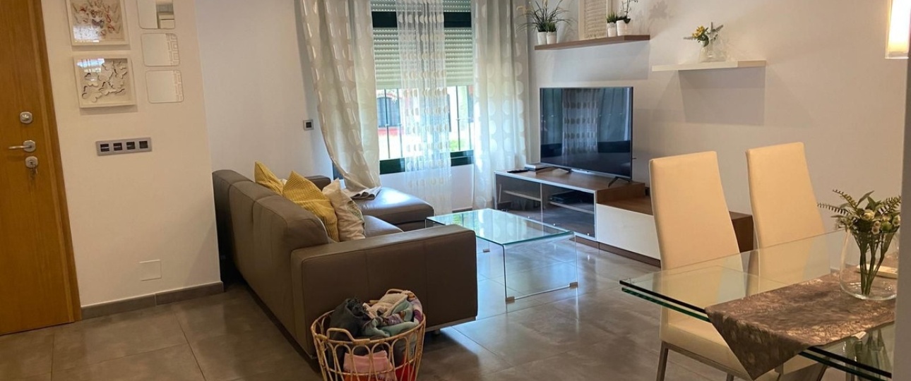 Resale - Town house - Estepona - Cancelada