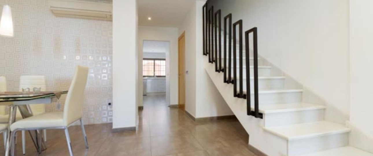 Resale - Town house - Estepona - Cancelada