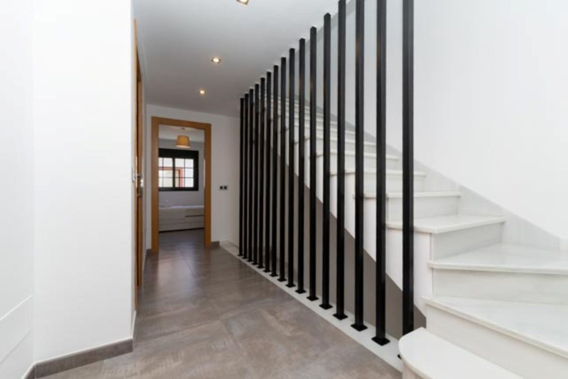 Resale - Town house - Estepona - Cancelada