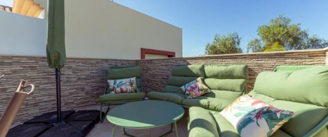 Resale - Town house - Estepona - Cancelada