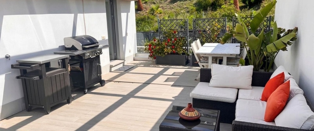Resale - Town house - Estepona - Cancelada