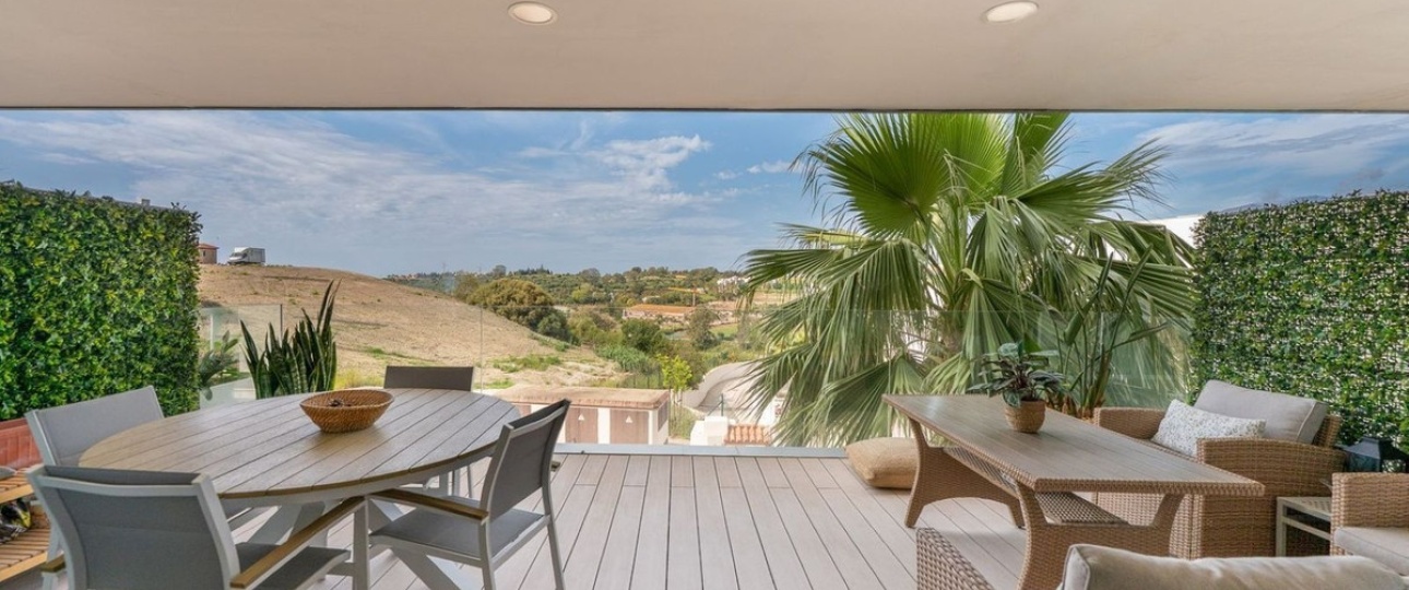 Resale - Town house - Estepona - Cancelada