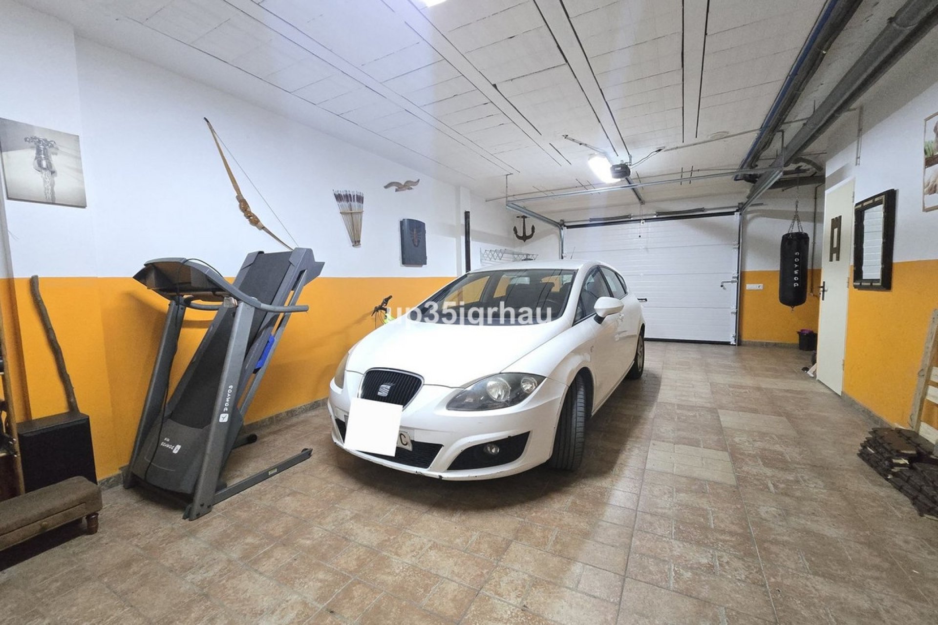 Resale - Town house - Estepona - Cancelada