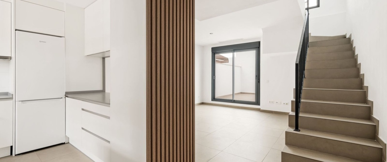 Resale - Town house - Estepona - Cancelada