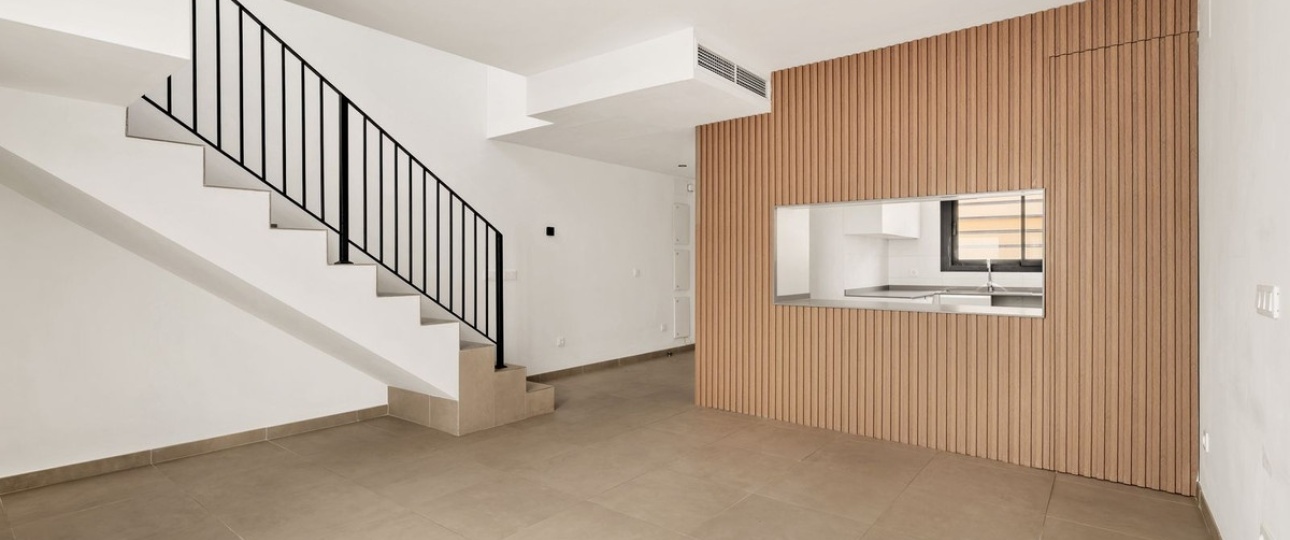 Resale - Town house - Estepona - Cancelada