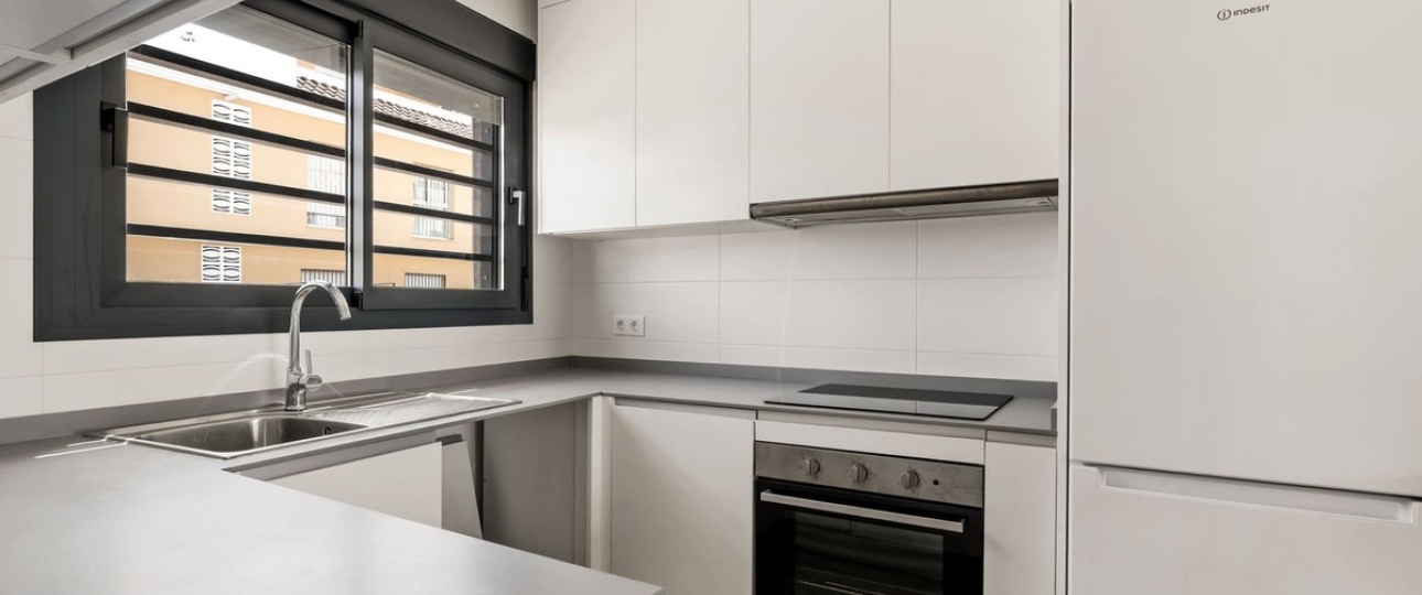 Resale - Town house - Estepona - Cancelada