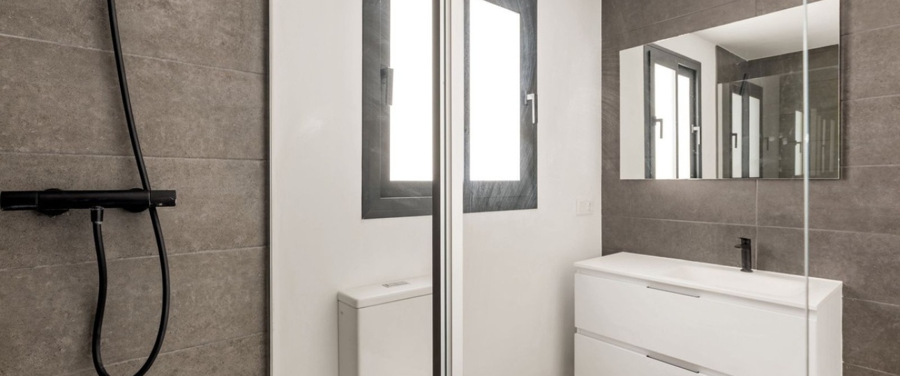 Resale - Town house - Estepona - Cancelada