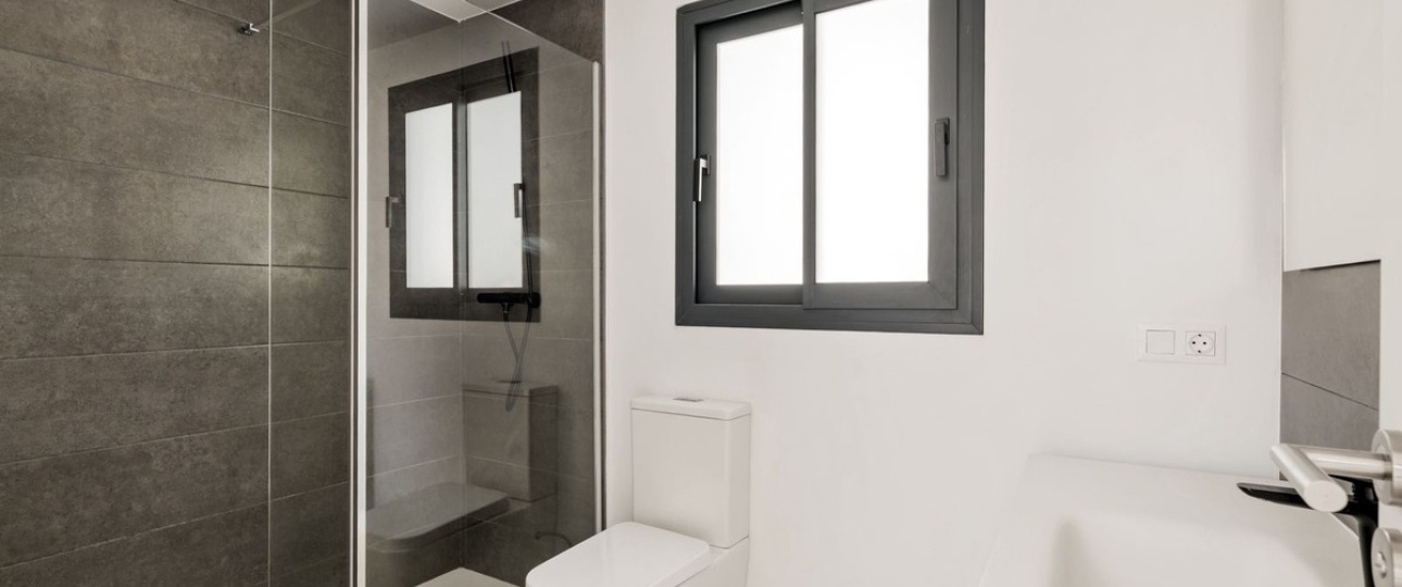 Resale - Town house - Estepona - Cancelada