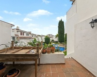 Resale - Town house - Estepona - Cancelada