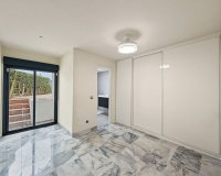 Resale - Town house - Estepona - Cancelada