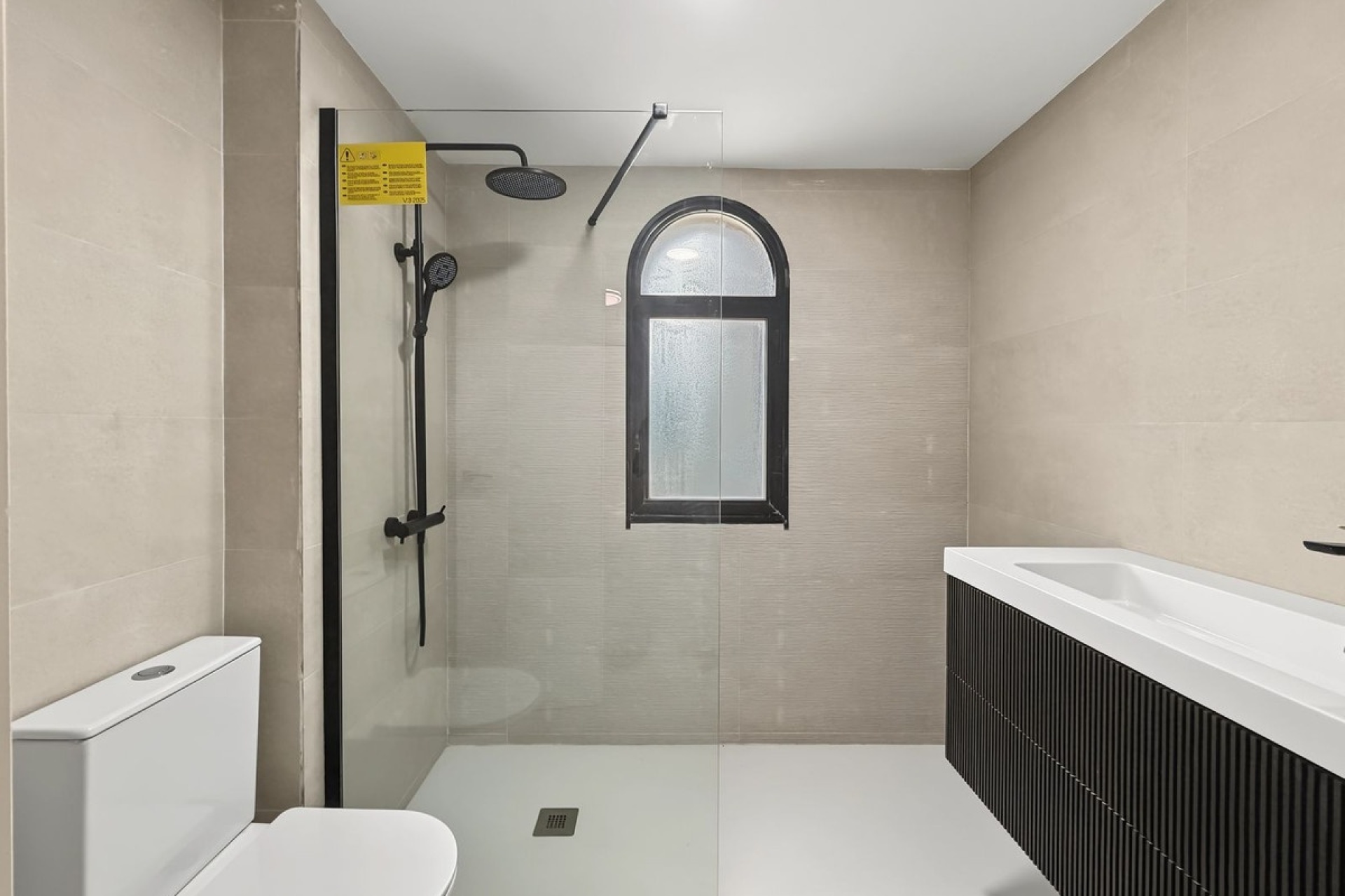 Resale - Town house - Estepona - Cancelada
