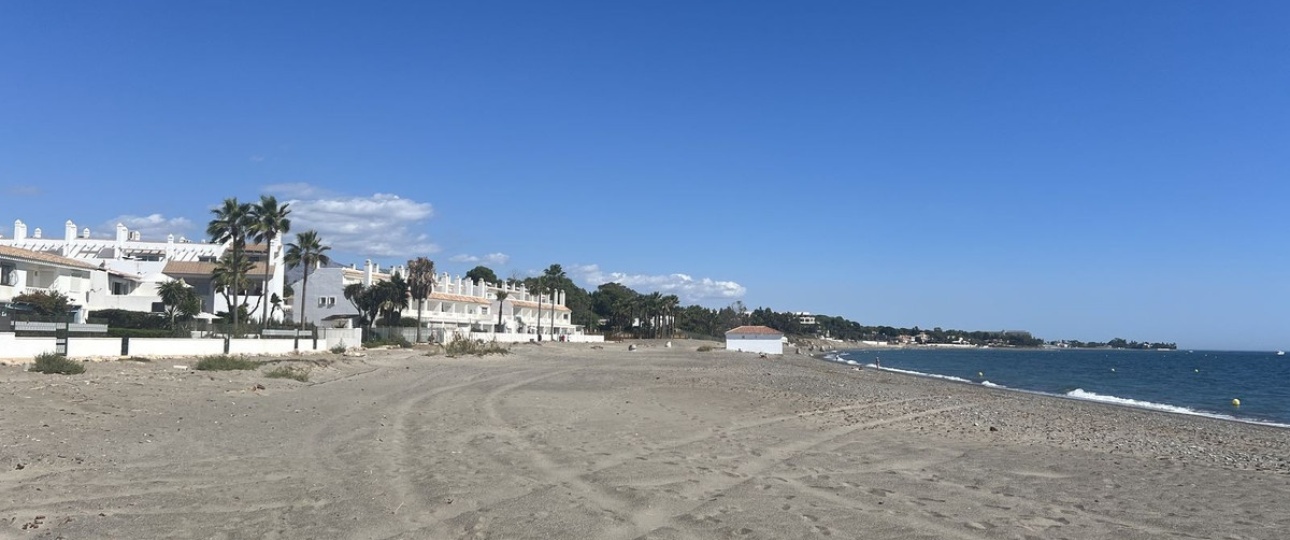 Resale - Town house - Estepona - Costalita