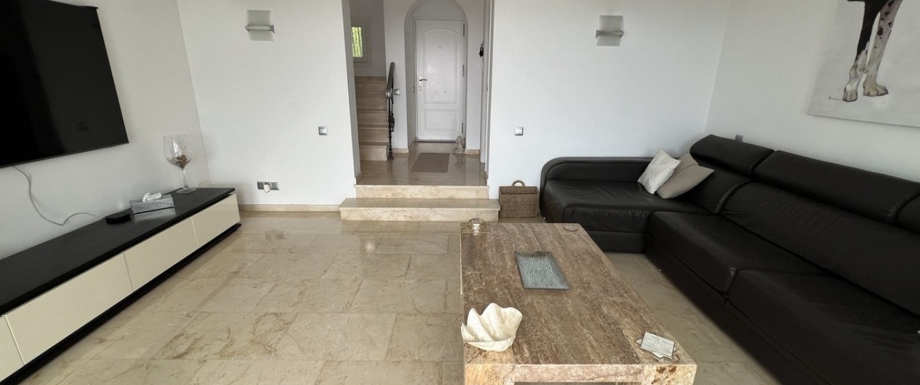 Resale - Town house - Estepona - Costalita