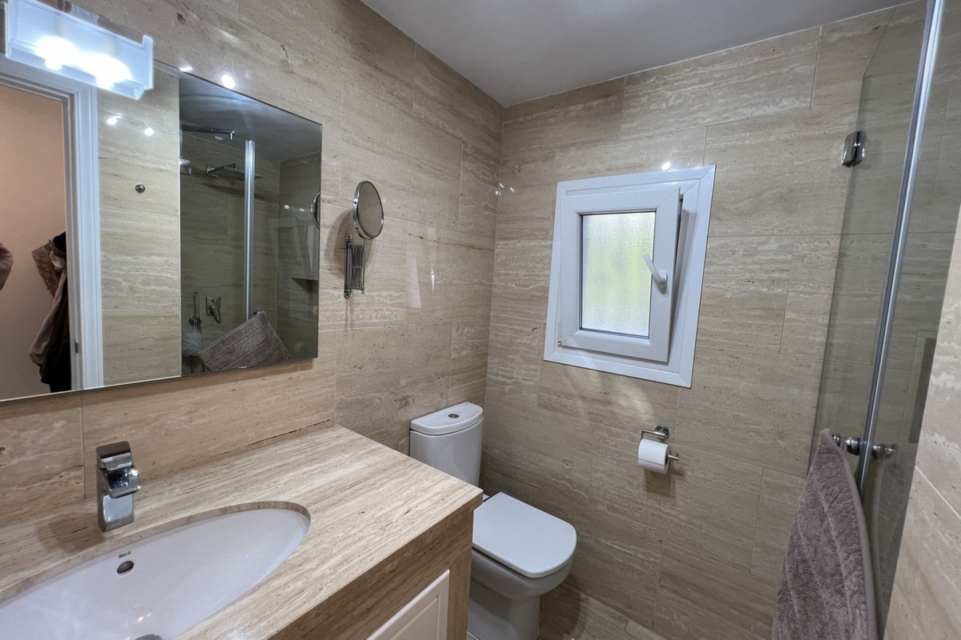 Resale - Town house - Estepona - Costalita