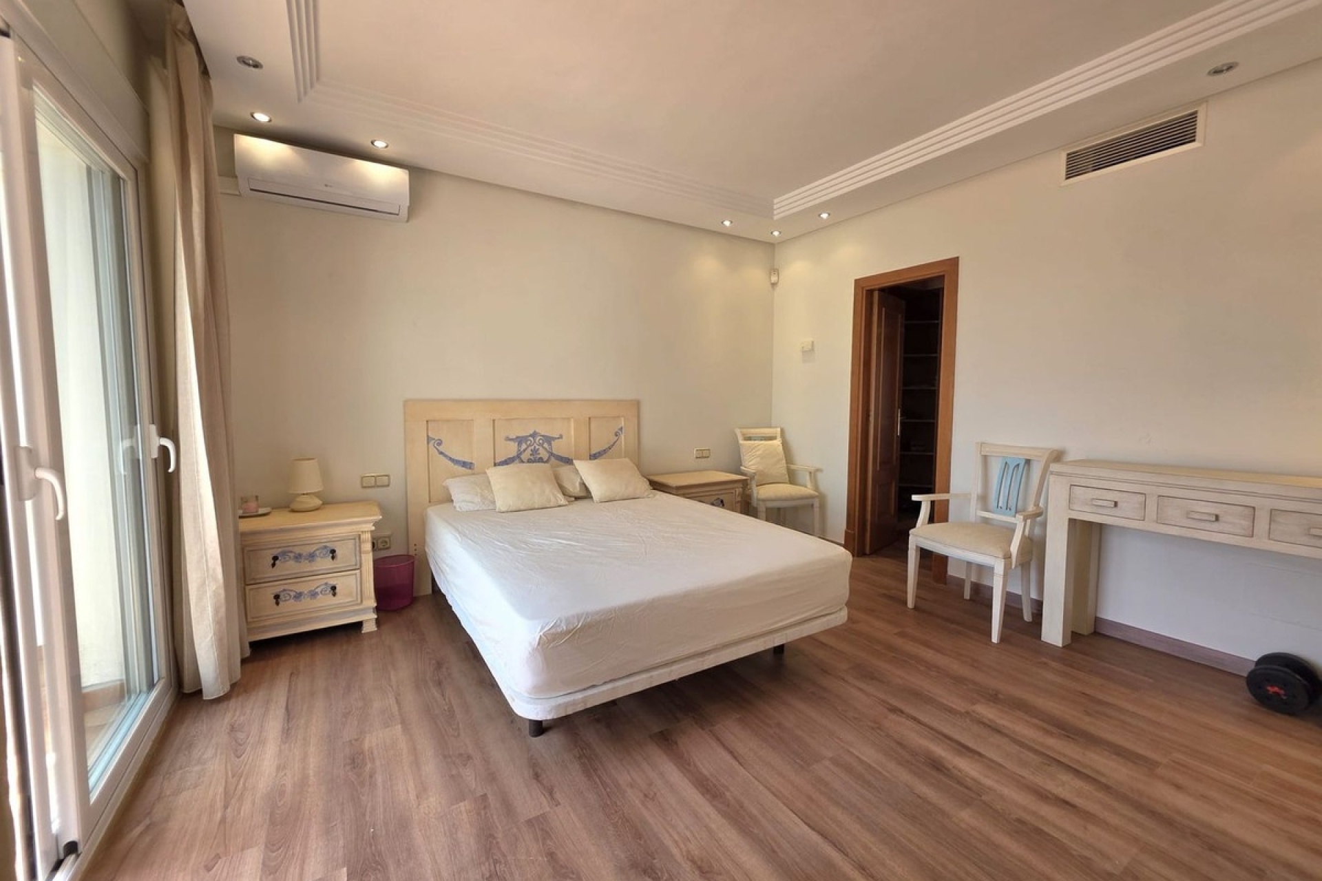 Resale - Town house - Estepona - Costalita
