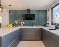 Resale - Town house - Estepona - Costalita