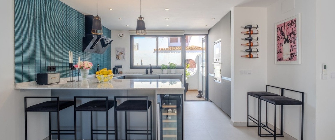 Resale - Town house - Estepona - Costalita